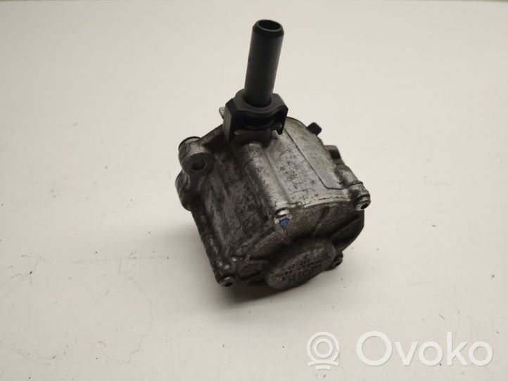 Mercedes-Benz E C207 W207 Pompe à vide A6512300165