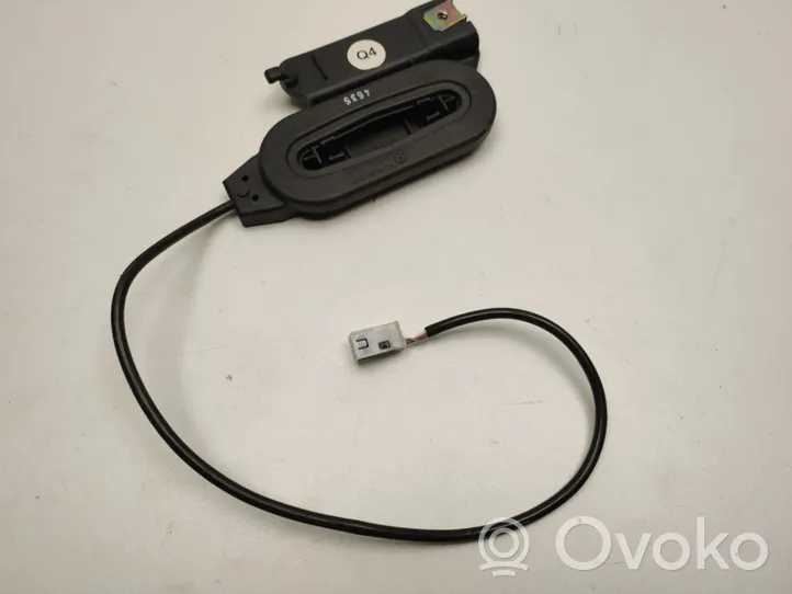 Mercedes-Benz CL C215 Antena GPS A2158202075