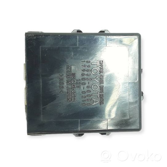 Toyota Land Cruiser (HDJ90) Muut ohjainlaitteet/moduulit 89533-60080