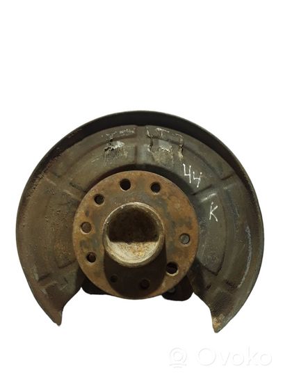 Opel Zafira B Rear wheel hub spindle/knuckle 