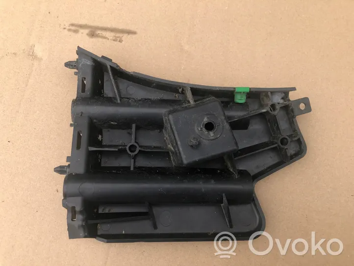 Volvo V60 Staffa di rinforzo montaggio del paraurti anteriore 30796626