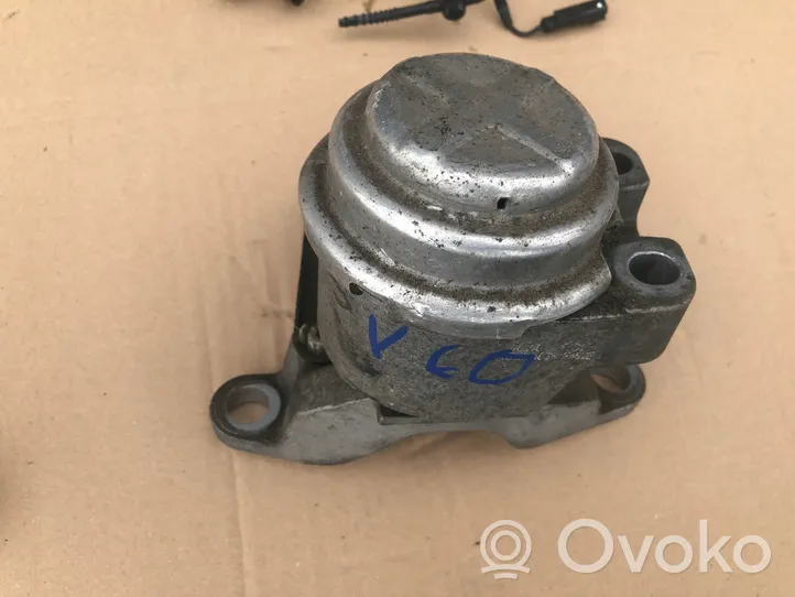 Volvo S60 Supporto di montaggio del motore 