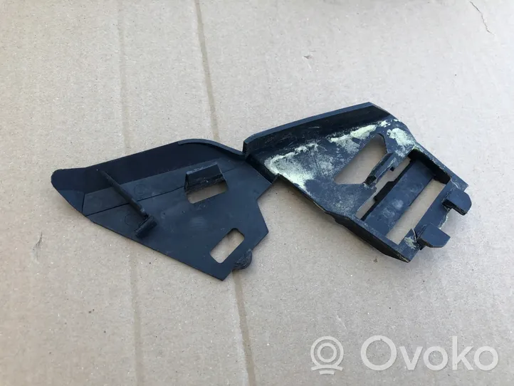 Volvo V50 Support phare frontale 30669773