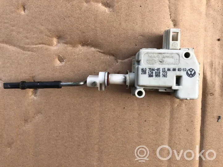 Volkswagen Golf IV Fuel tank cap lock motor 1j0810773