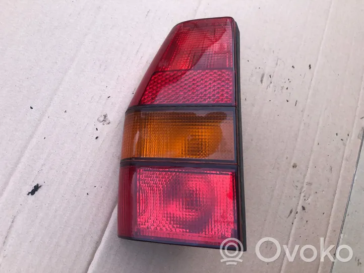 Volkswagen Polo II 86C 2F Lampa tylna 