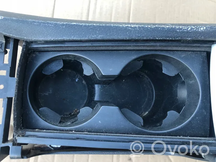 Volvo V70 Center console 