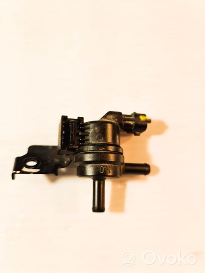 Hyundai Tucson TL Electromagnetic valve 289103C200