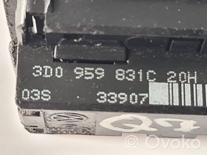 Audi Q7 4L Przycisk otwierania klapy bagażnika 3D0959831C