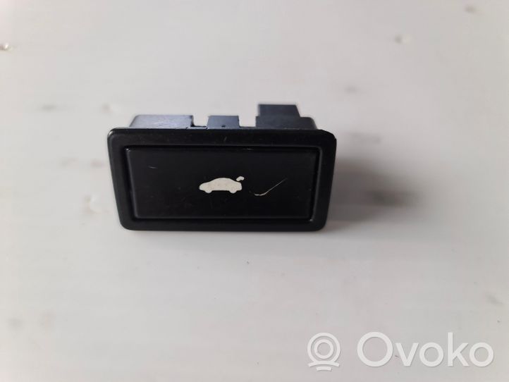 Audi Q7 4L Tailgate/boot open switch button 3D0959831C