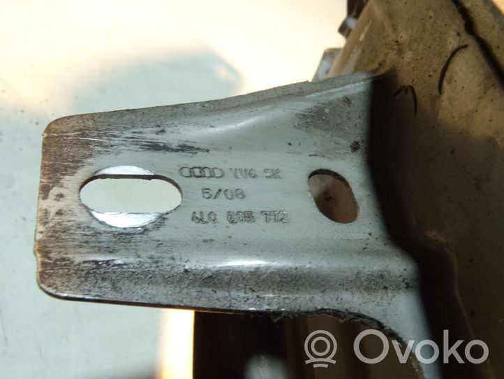 Audi Q7 4L Support de montage d'aile 4L0805176A