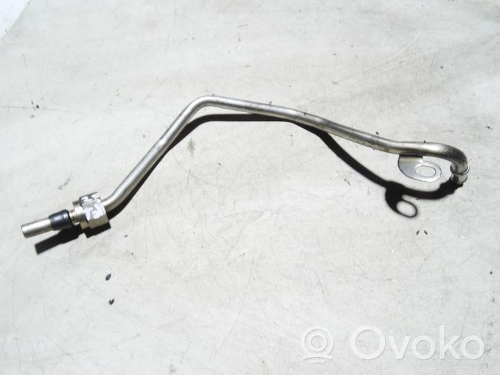 Audi A5 8T 8F Tuyau d'alimentation conduite de carburant 04L131552BK