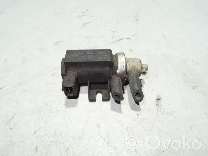 Audi A6 S6 C5 4B Turbolader Druckwandler Magnetventil 8D0906627B