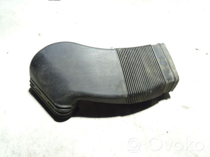 Audi A6 S6 C5 4B Parte del condotto di aspirazione dell'aria 8D0129617E