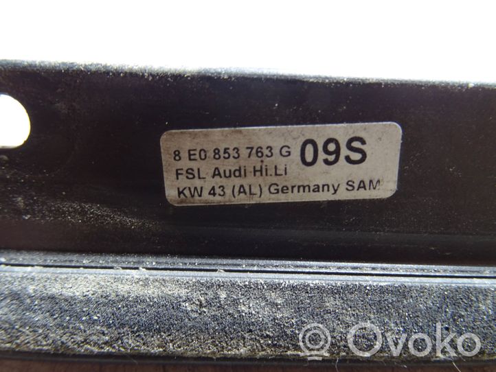 Audi A4 S4 B7 8E 8H Galinių durų stiklo apdaila 8E0853763G