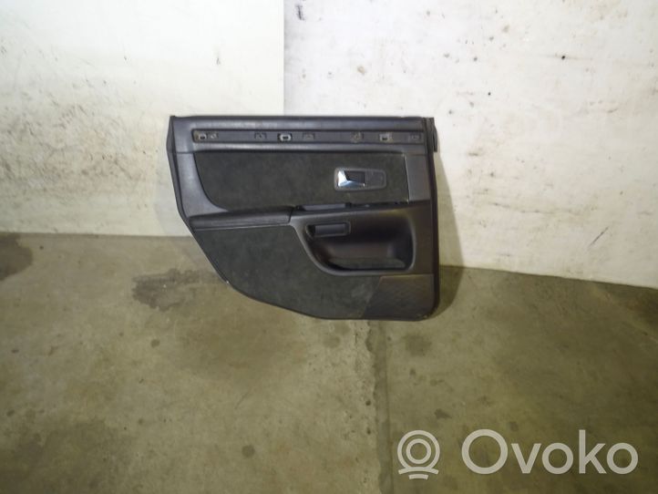 Audi A8 S8 D2 4D Salono komplektas 4D08913HF