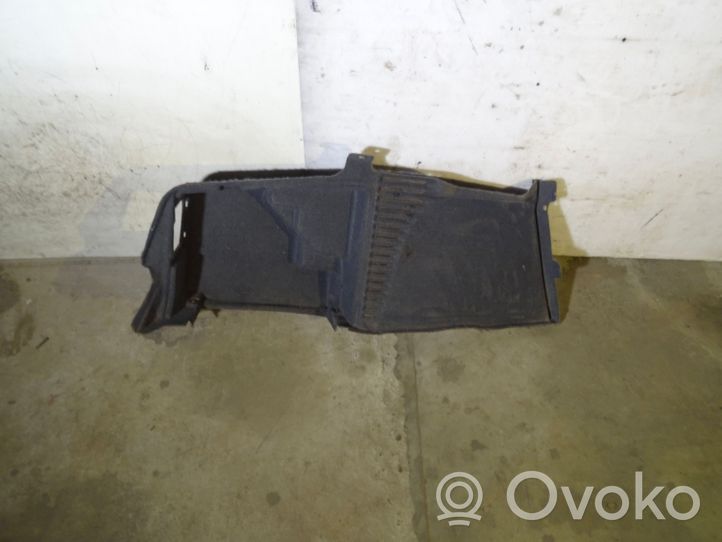 Audi A8 S8 D2 4D Apatinis, bagažinės šono, apdailos skydas 4D0863881B