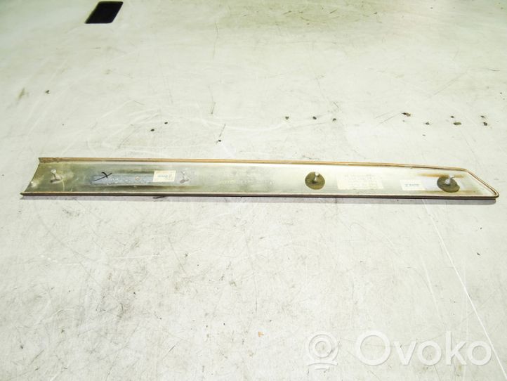 Audi A6 S6 C5 4B Baguette moulure de porte arrière 4B0867420