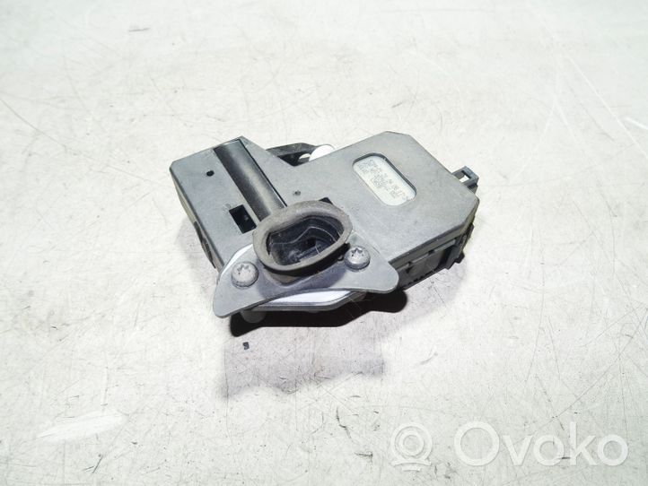 Volvo C30 Fuel tank cap lock 30716522