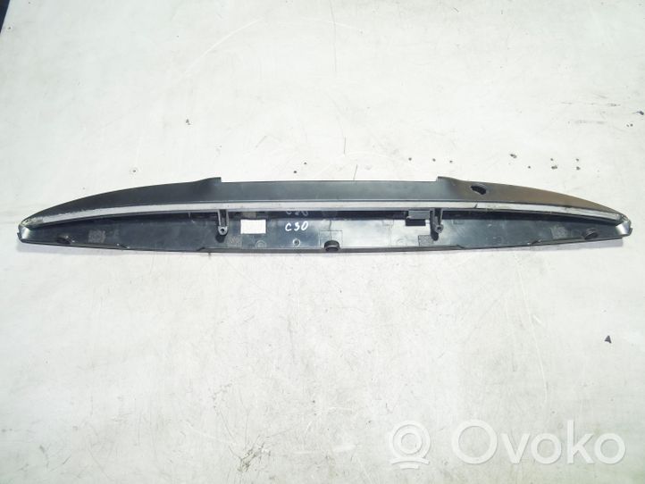 Volvo C30 Becquet de coffre 30674244