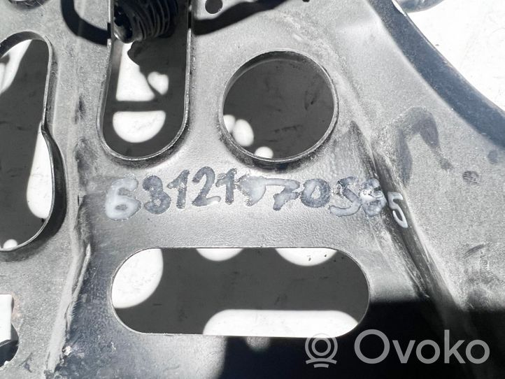 BMW 8 E31 Headlight/headlamp mounting bracket 1383953