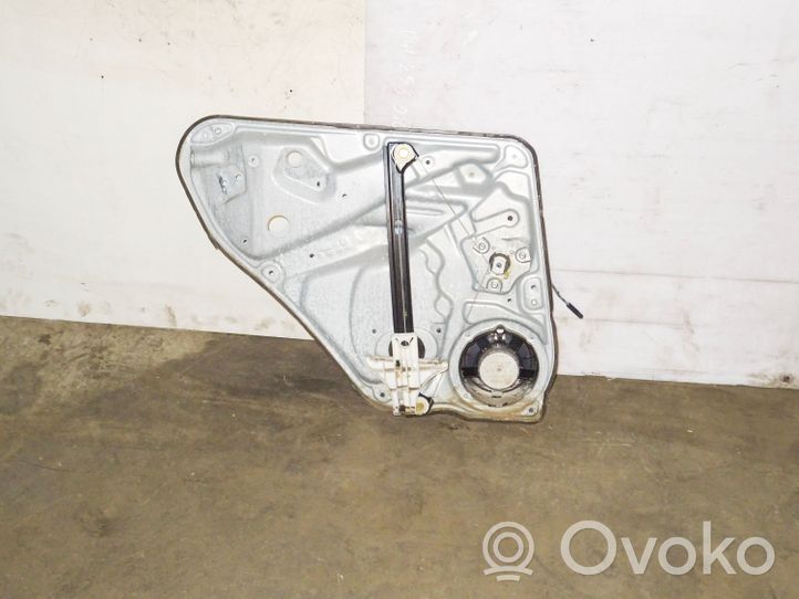 Volkswagen PASSAT B5 Rear door manual window regulator 3B9839756