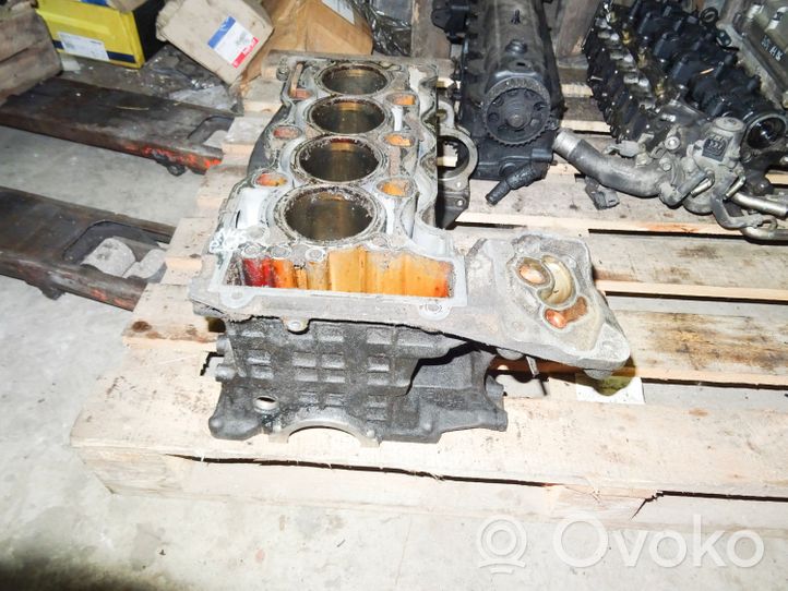 BMW 3 E46 Engine block 75163280AAB