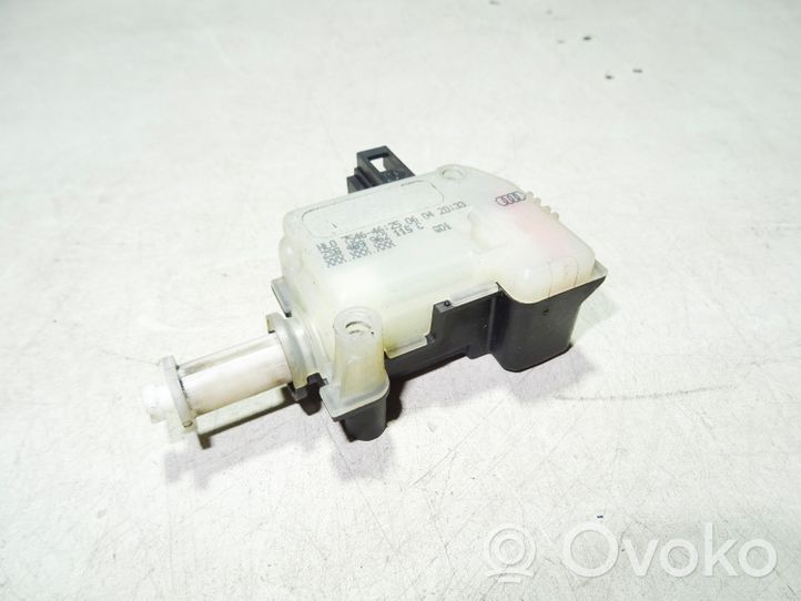 Audi A6 S6 C5 4B Verrouillage du bouchon du réservoir de carburant 4B9962115C