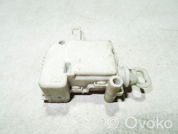 Audi A6 S6 C5 4B Verrouillage du bouchon du réservoir de carburant 4B9862153