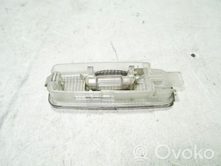 Audi A4 S4 B6 8E 8H Autre éclairage intérieur 8E0947105A