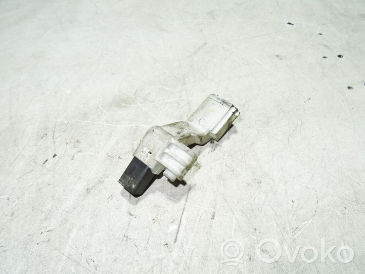 Volkswagen Transporter - Caravelle T5 Crankshaft position sensor 03C906433E