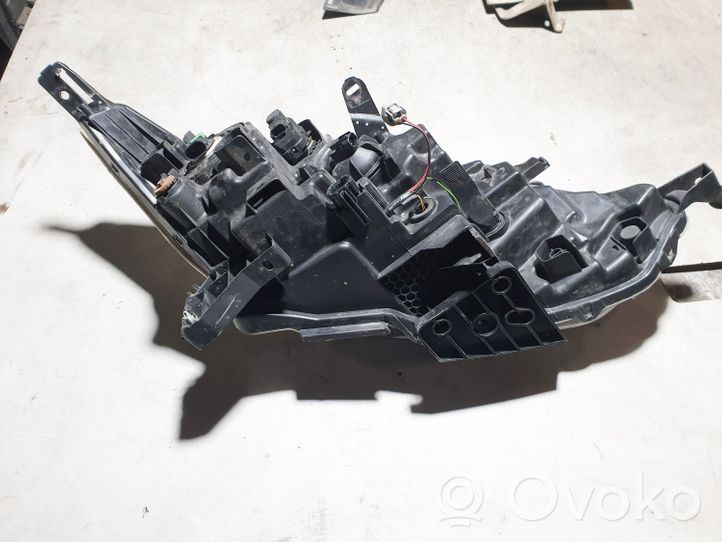 Nissan Qashqai Faro/fanale 10018013