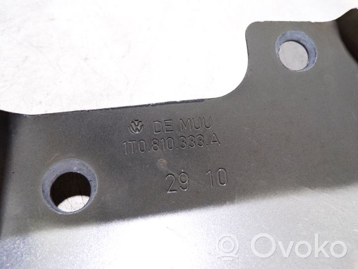 Volkswagen Touran II Supporto di montaggio del parafango 1T0810334A