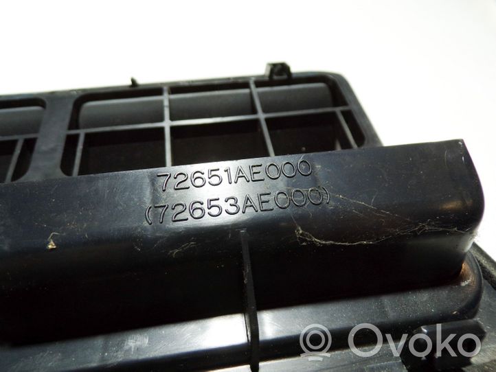 Subaru Legacy Évent de pression de quart de panneau 72651AE000