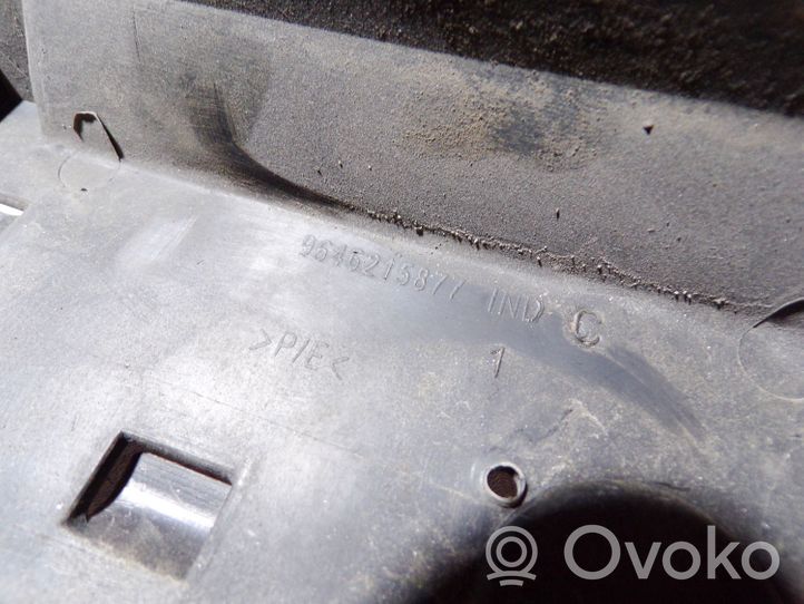 Citroen C4 I Kratka dolna zderzaka przedniego 9646215877