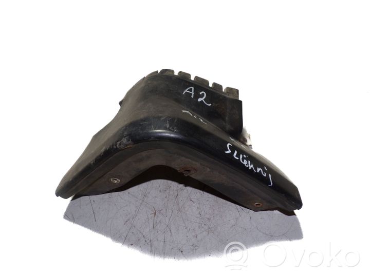 Audi A2 Garniture de jupe latérale arrière 8Z0853579A