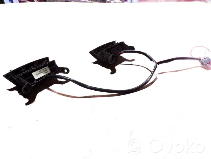 Ford Focus C-MAX Boutons / interrupteurs volant 3M5T9E740AC