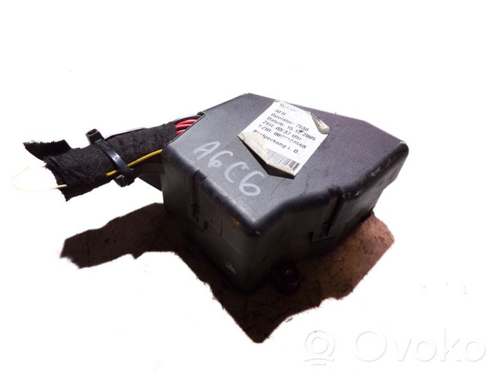 Audi A6 S6 C6 4F Sulakemoduuli 8D1941824