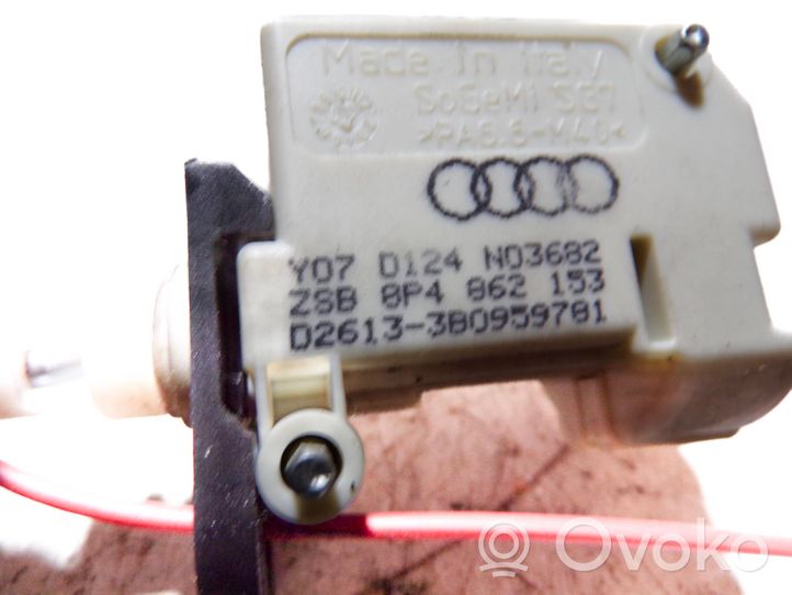 Audi A3 S3 A3 Sportback 8P Serratura del tappo del serbatoio del carburante 8P4862153