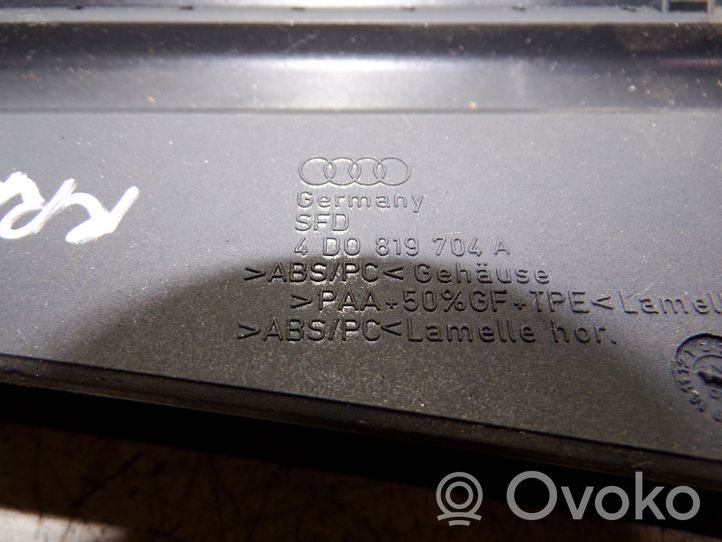 Audi A8 S8 D2 4D Rejilla de ventilación trasera 4D0819704A