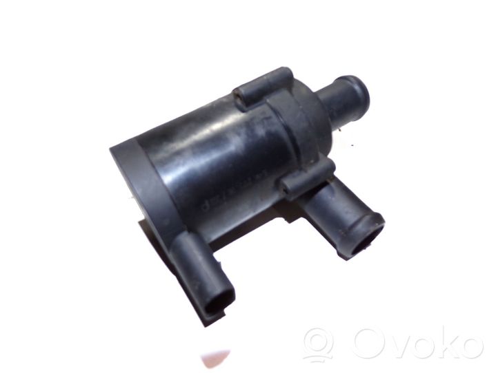 Audi Q7 4L Zusatzwasserpumpe 7L0965561