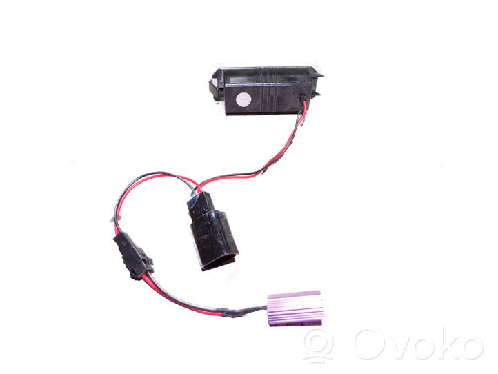 Volkswagen Scirocco Lampa oświetlenia tylnej tablicy rejestracyjnej L004492