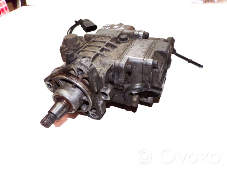 Volkswagen Transporter - Caravelle T4 Fuel injection high pressure pump 074130115B