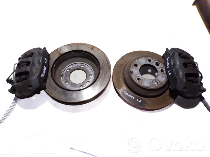 Volkswagen Touareg II Brake discs and calipers set 7P0615423