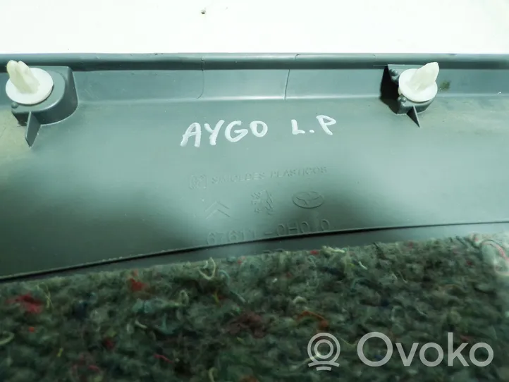 Toyota Aygo AB10 Verkleidung Tür vorne 676110H010