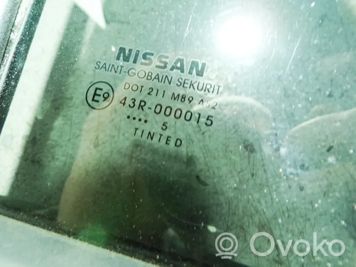 Nissan Pathfinder R51 Finestrino/vetro retro 43R000015