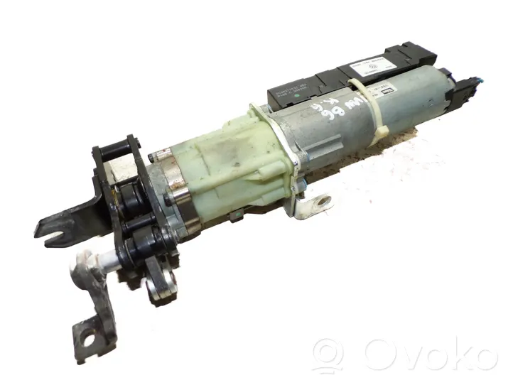 Volkswagen PASSAT B6 Tailgate hydraulic pump motor 3C9827383C