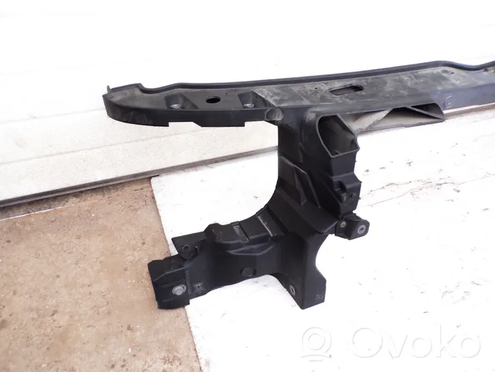 Volkswagen Transporter - Caravelle T5 Support de radiateur sur cadre face avant 7E000004G