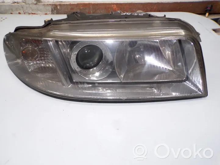 Audi A4 S4 B5 8D Headlight/headlamp 