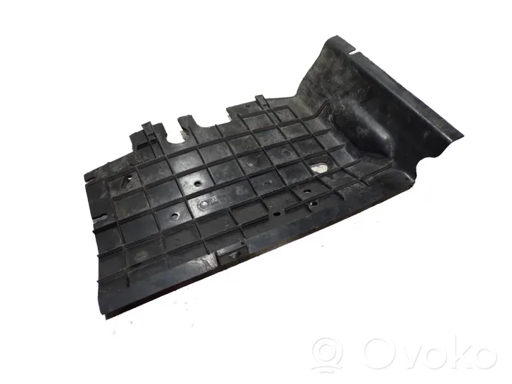 Volkswagen Transporter - Caravelle T4 Protettore termico del vano batteria 7D0915437