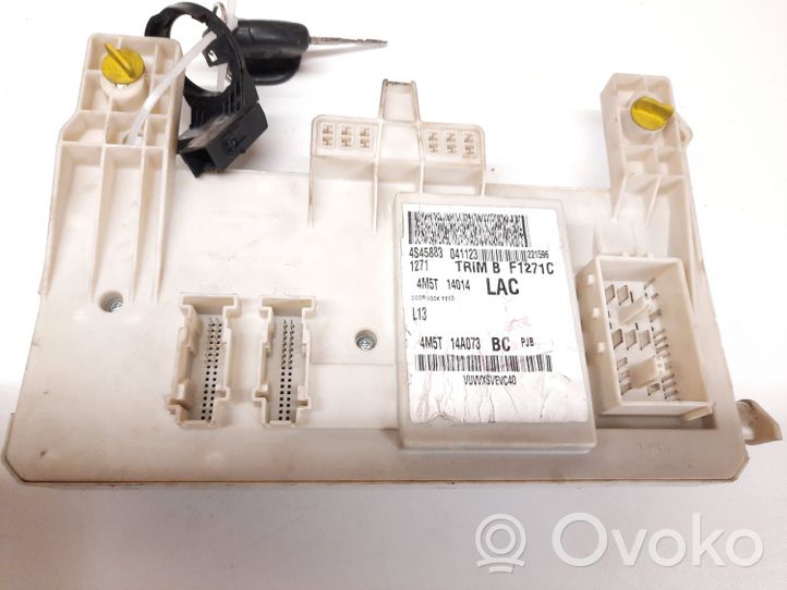 Ford Focus Fuse module 4M5T14014